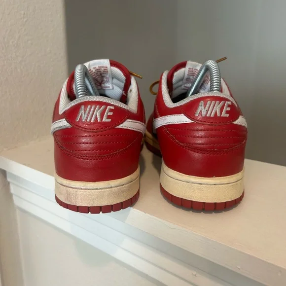 Women's Nike Dunk Low Cl 2009 Cherry Red 317815-612 Wmns 9 - Picture 6 of 9